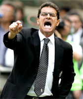 Fabio Capello entrenador de la seleccion de Inglaterra y miembro del AIAC Italia, futbol Italiano, los entrenadores mas famosos del mundo futbolistico ahora a disposicion de los equipos del mundo entero, entrenadores campeones del mundo para tus seminarios de futbol, entrenadores para tus eventos deportivos y ademas los mejores entrenadores Italianos para realizar seminarios, academias y escuelas de futbol para principiantes ninos o ninas, futbol juvenil femenino, cursos a jugadores profesionales y master class para entrenadores de futbol de ligas y campeonatos de los Estados Unidos, Argentina, Chile, Peru, Ecuador, Colombia, Venezuela, Brazil, Mexico... escuela de futbol Italiano