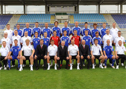 Eslovaquia entre las selecciones del Mundial de Futbol FIFA 2010 Sudafrica, junto a las selecciones de Brasil, Espana, Italia, Inglaterra, Portugal, Estados Unidos, Holanda, Alemania,... juegan el campeonato del mundo en Africa. Entrenadores Italianos directamente en los Estados Unidos, Canada, Mexico, Medio Oriente, Latino America, Australia y Africa, WBN y la Asociacion Italiana de entrenadores de futbol (AIAC) ofrecen entrenadores profesionales de futbol Italiano para clases a ninos, jovenes y jugadores profesionales ademas de congresos y eventos deportivos... Entrenamos los mejores