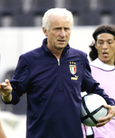 Giovanni Trapattoni entrenador de la seleccion de Irlanda y miembro del AIAC Italia, futbol Italiano, los entrenadores mas famosos del mundo futbolistico ahora a disposicion de los equipos del mundo entero, entrenadores campeones del mundo para tus seminarios de futbol, entrenadores para tus eventos deportivos y ademas los mejores entrenadores Italianos para realizar seminarios, academias y escuelas de futbol para principiantes ninos o ninas, futbol juvenil femenino, cursos a jugadores profesionales y master class para entrenadores de futbol de ligas y campeonatos de los Estados Unidos, Argentina, Chile, Peru, Ecuador, Colombia, Venezuela, Brazil, Mexico... escuela de futbol Italiano