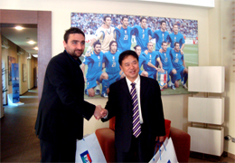 The managers of Shandong Luneng Club of China visiting the Coverciano facilities