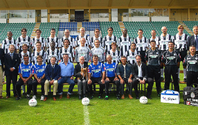 Siena (Siena Toscana) uno de los equipos Italianos mas importantes y que es parte del campeonato de futbol Italiano de Serie A, uno de los campeonatos mas importantes en el mundo y cuenta con los entrenadores mas famosos del mundo futbolistico ahora a disposicion de los equipos del mundo entero, entrenadores campeones del mundo para tus seminarios de futbol, entrenadores para tus eventos deportivos y ademas los mejores entrenadores Italianos para realizar seminarios, academias y escuelas de futbol para principiantes ninos o ninas, futbol juvenil femenino, cursos a jugadores profesionales y master class para entrenadores de futbol de ligas y campeonatos de los Estados Unidos, Argentina, Chile, Peru, Ecuador, Colombia, Venezuela, Brazil, Mexico... escuela de futbol Italiano