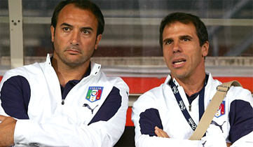 Casiraghi and Zola formal coaches of the Italian football soccer school, Italian football soccer school to the world thanks to WBN and AIAC - the Italian football soccer association of coaches - the Italian football soccer school offers to the international players and teams the World Champions technical and tactical training to the USA soccer teams, Canada soccer players, UAE soccer league, Saudi Arabia teams, Australia teams and soccer players. We offer also customized training for soccer lovers as begineers camps, young soccer camps, girls football soccer training and professional Italian soccer Coaches for your team, our Italian soccer school offers the most prestige and winner Football Soccer coach camps and training in the world ready to coach in your country and become a Champion in your league