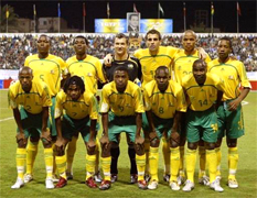 Sudafrica entre las selecciones del Mundial de Futbol FIFA 2010 Sudafrica, junto a las selecciones de Brasil, Espana, Italia, Inglaterra, Portugal, Estados Unidos, Holanda, Alemania,... juegan el campeonato del mundo en Africa. Entrenadores Italianos directamente en los Estados Unidos, Canada, Mexico, Medio Oriente, Latino America, Australia y Africa, WBN y la Asociacion Italiana de entrenadores de futbol (AIAC) ofrecen entrenadores profesionales de futbol Italiano para clases a ninos, jovenes y jugadores profesionales ademas de congresos y eventos deportivos... Entrenamos los mejores