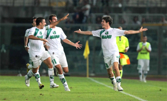 Como Spal enters the pitch during the Italian soccer Serie B match